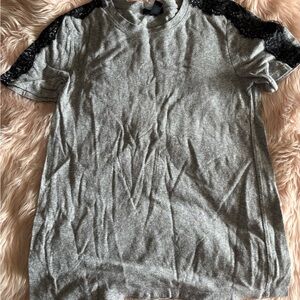 GAP Gray Short Sleeve Tee with Black Lace Accents